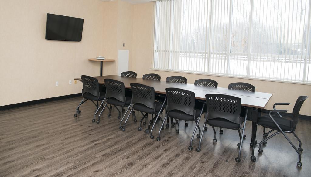 Residence & Conference Centre - وندسور المظهر الخارجي الصورة