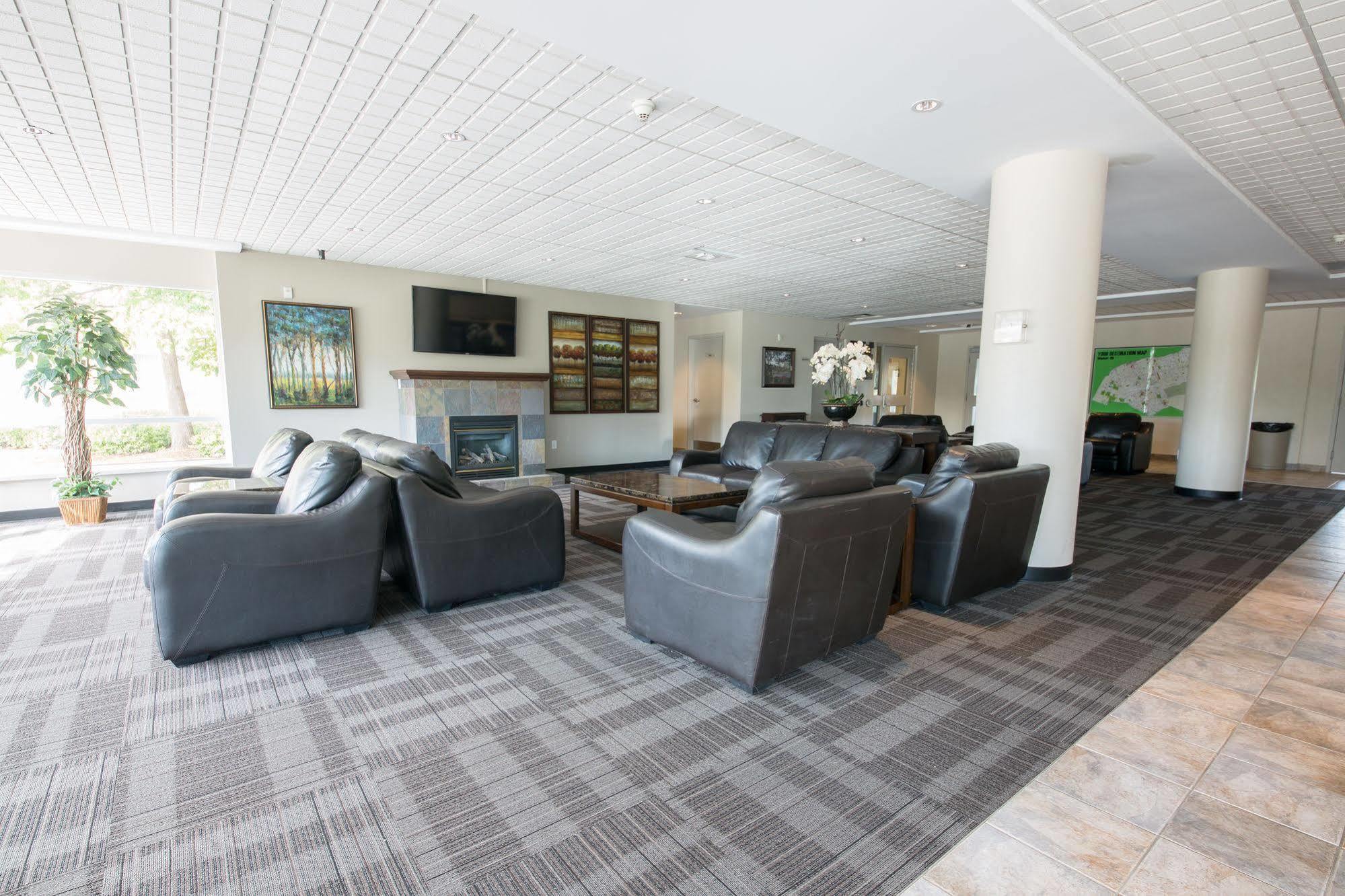 Residence & Conference Centre - وندسور المظهر الخارجي الصورة