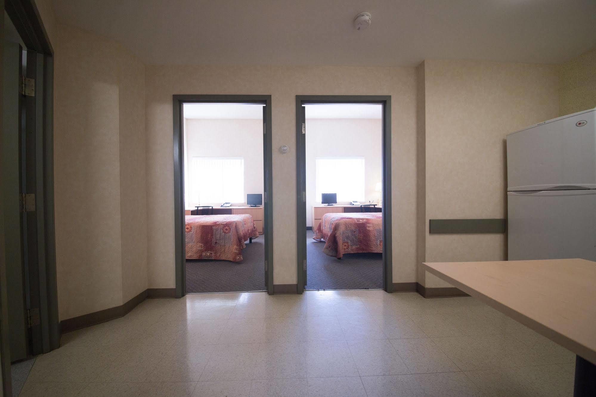 Residence & Conference Centre - وندسور المظهر الخارجي الصورة